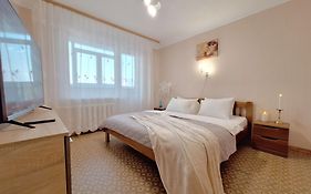 4 Ліжка З Балконом Документи Для Відряджень Мережа Alex Apartments Безконтатне Заселення 24-7