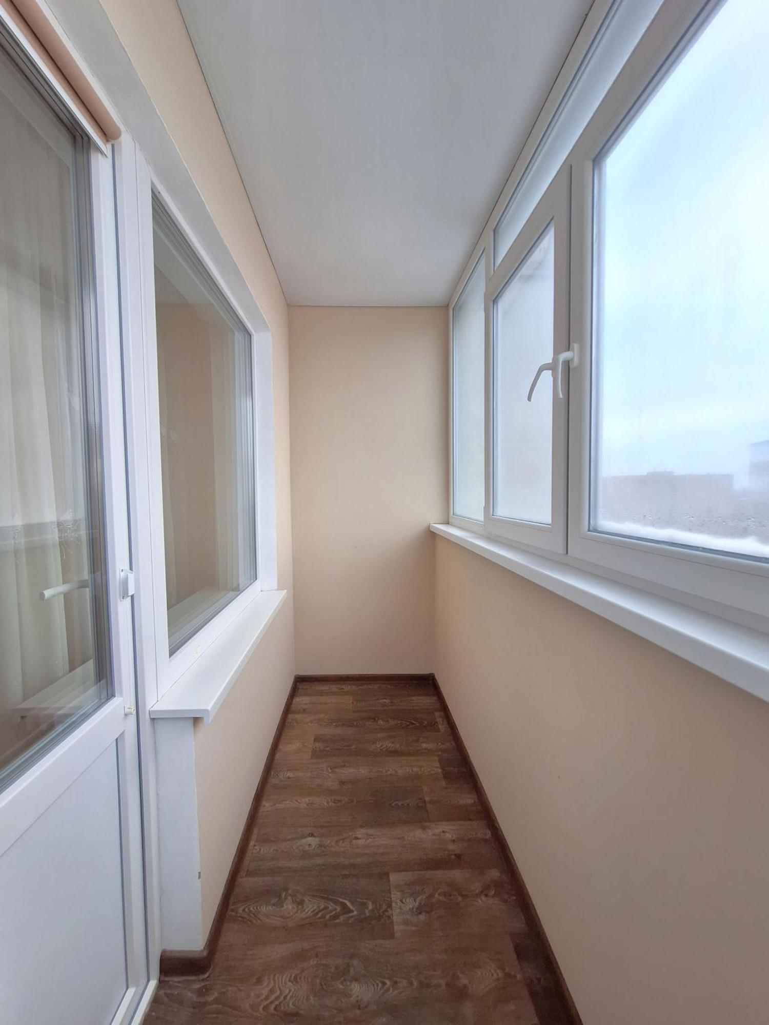 4 Ліжка З Балконом Документи Для Відряджень Мережа Alex Apartments Безконтатне Заселення 24-7 Полтава Екстер'єр фото